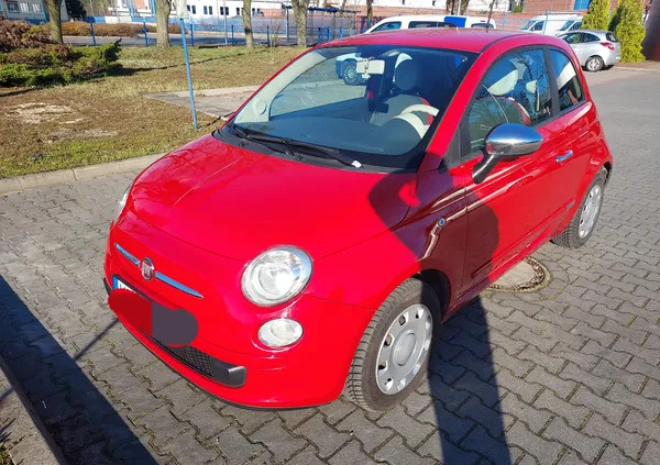 fiat 500 wielkopolskie Fiat 500 cena 28500 przebieg: 129000, rok produkcji 2015 z Mosina